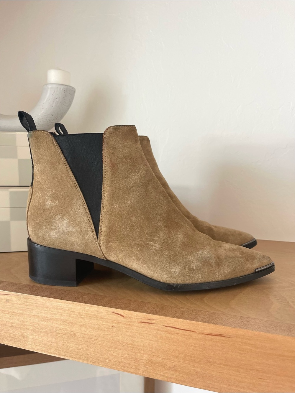 Acne Studios Jensen Suede Taupe Tan Heeled Chelsea Pull On Ankle Boots Size 38